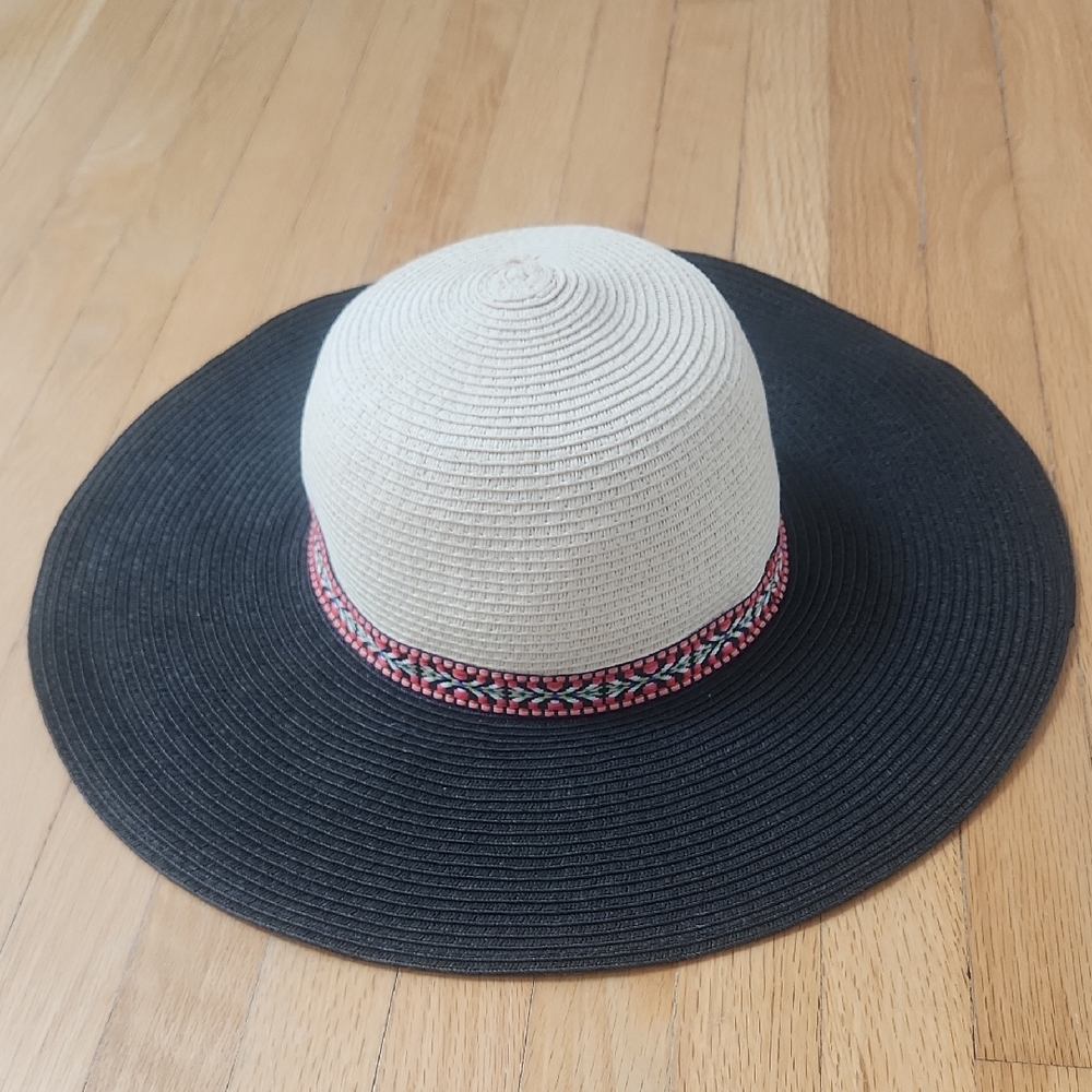 Floppy Wide-Brim Sun Hat